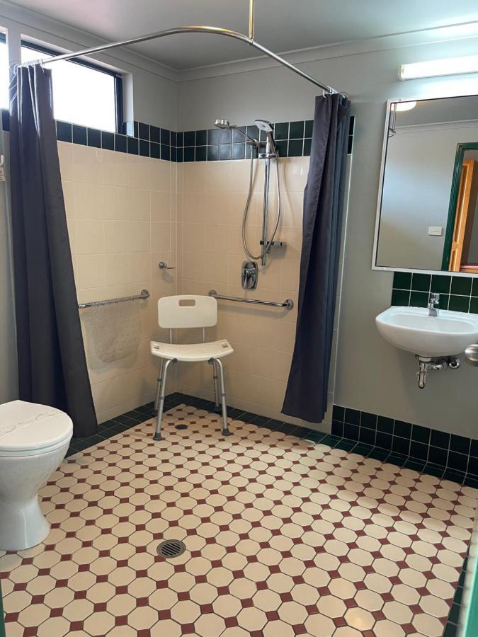 Cannon Park Motel Кернс Екстериор снимка